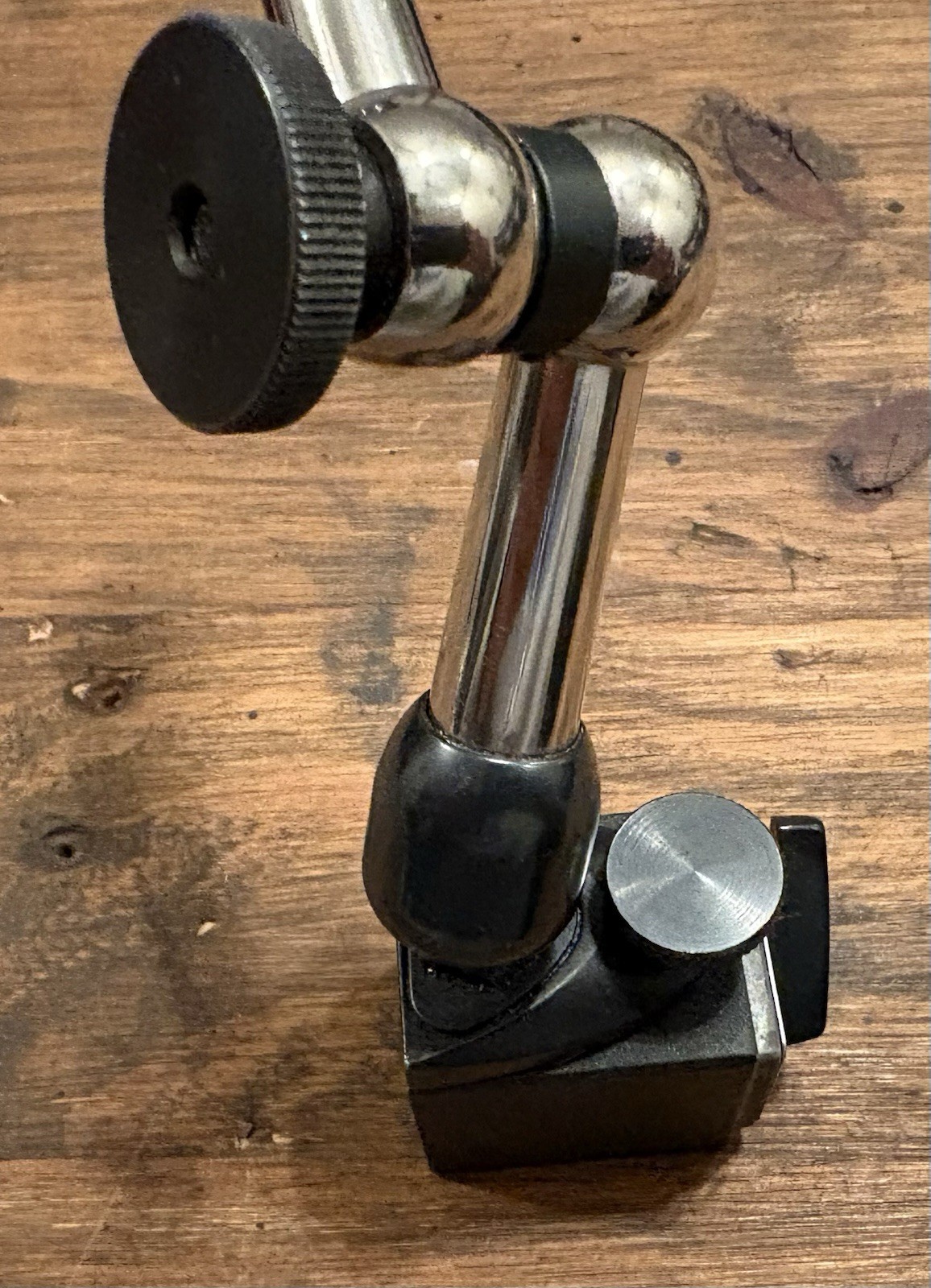 STARRETT # 660 MAGNETIC BASE Dovetail Mount Snug One Knob Lock