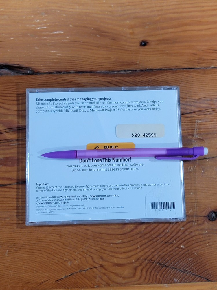 Microsoft Project 98 Project Management Software w/ CD Key