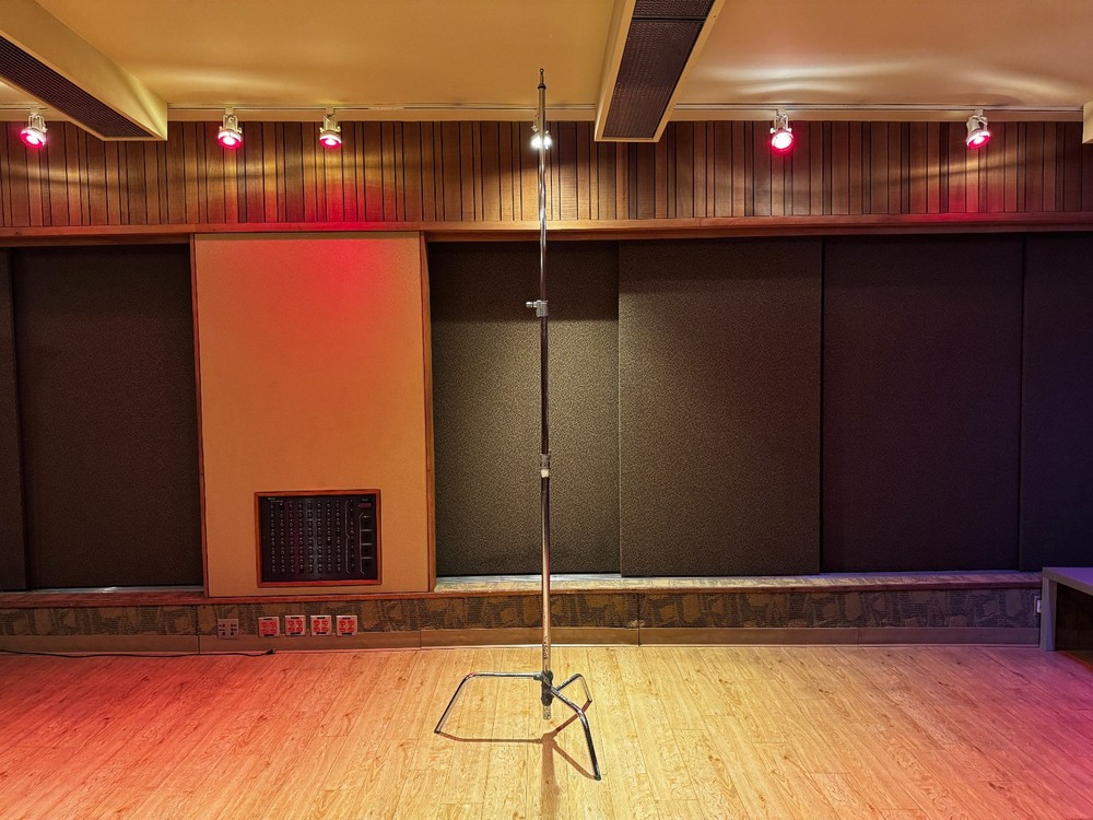 Avenger C-Stand 8.3'