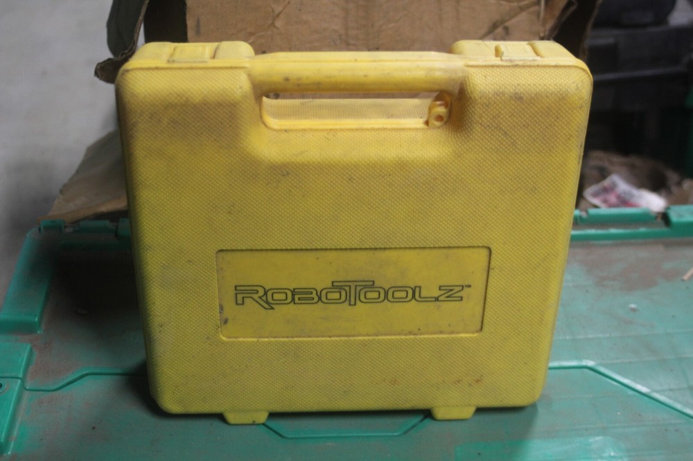 Robotoolz Electronic Leveling 5-Beam Laser RT-7610-5