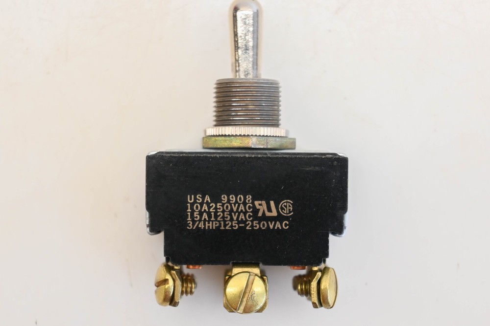 Eaton 9908 Toggle Switch Assembly NOS