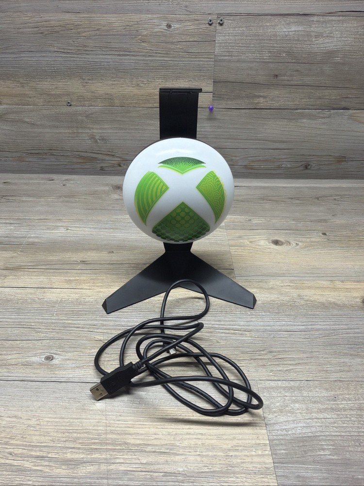 Official XBOX Microsoft Light Up Headphone Stand. Includes USB C Cable