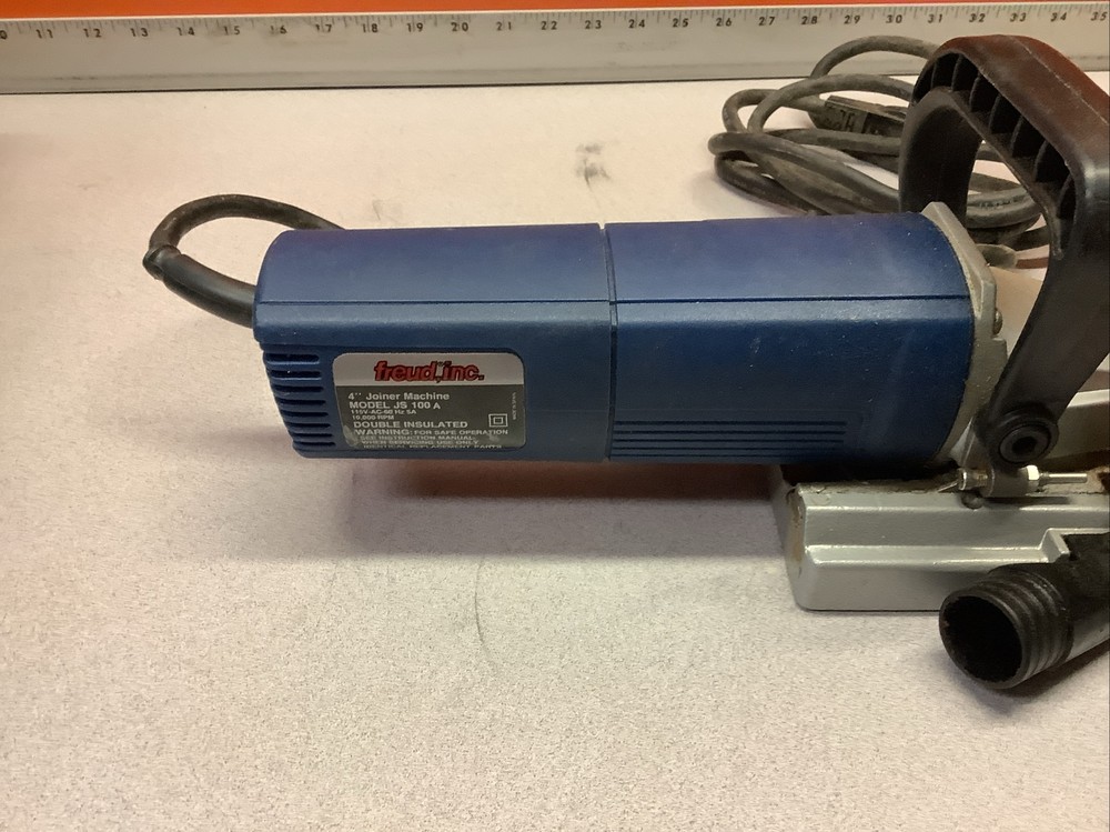Freud 4” Biscuit Joiner Machine Model: JS 100 A ~ With Case & Manual