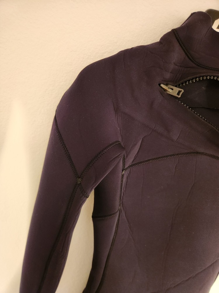 X-small Need Essentials 4/3 Chest Zip Wetsuit Excellent Condition