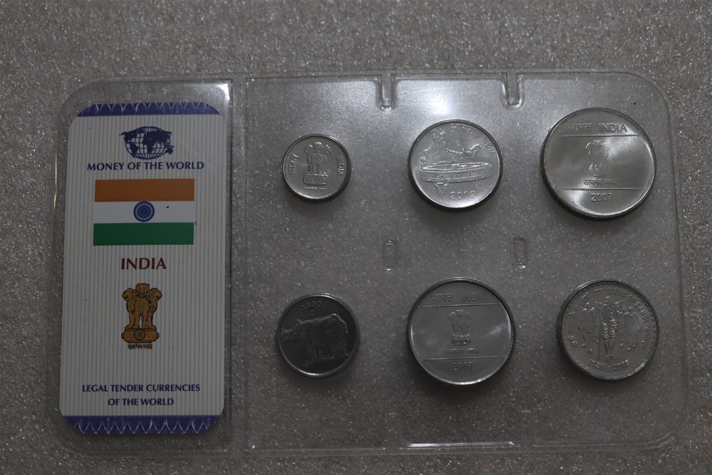 🧭 🇮🇳 INDIA MINT SET WITH COA B67 #33