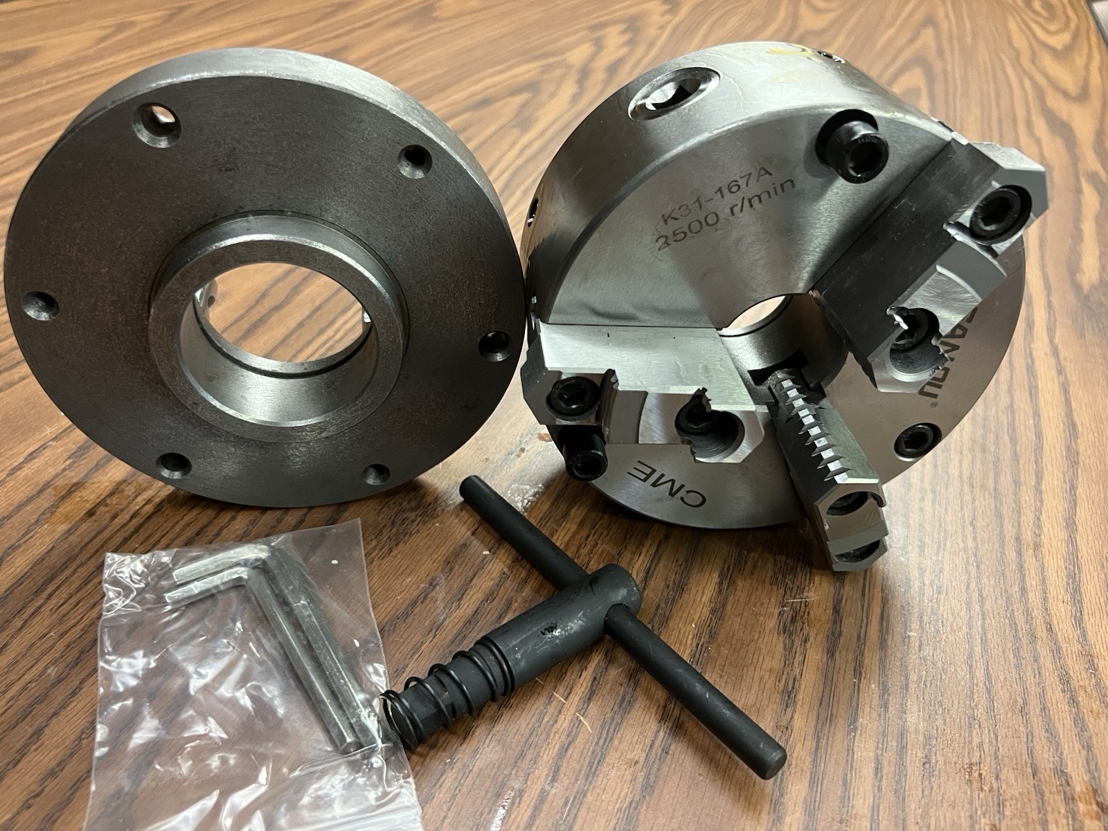 6"/167mm 3-JAW Adjustable Structure CHUCK #0603AJ, Finished 2-1/4"-8 adapter