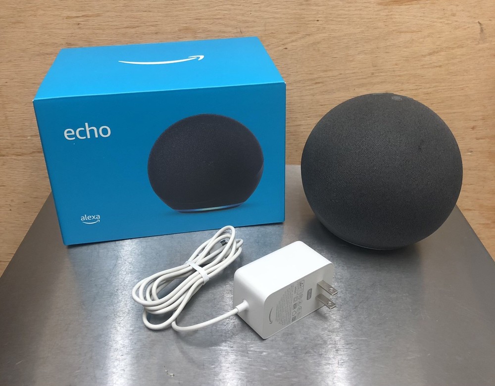 Amazon Echo Alexa 4th Gen Smart Speaker L4S3RE – Black - with Box!