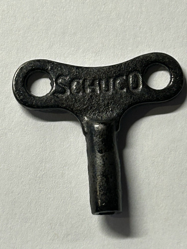 Antique Schuco Clock Key 2.25mm