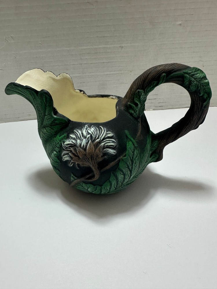 GOTHIC PITCHER MATTE FINISH CHALKWARE 4" H GREEN/BLACK