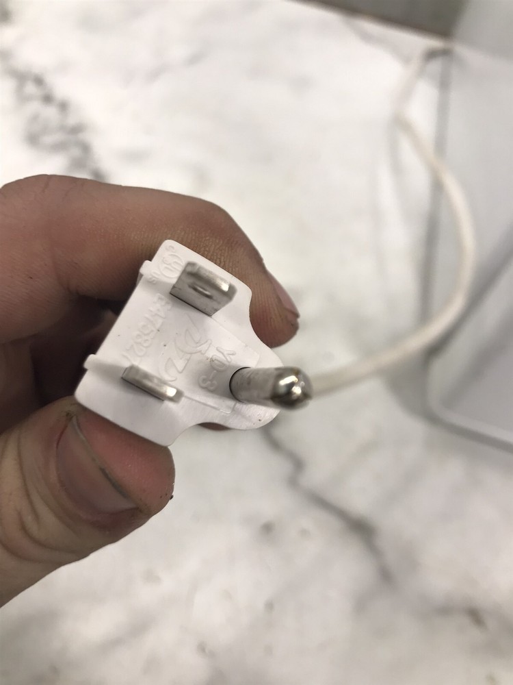 Kenmore mini fridge refrigerator