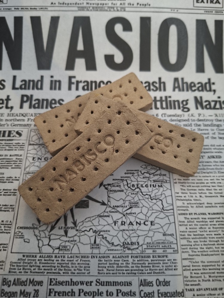 K Ration Nabisco biscuit - WW2 American ration - Non perishable prop