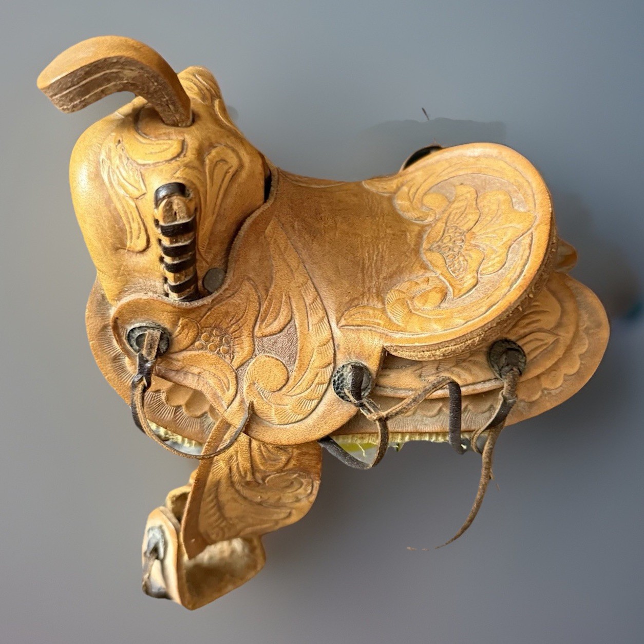 Vintage Western Mini Leather Saddle Cowboy Ranch Decor Shearling Tooled 6”x4.5”