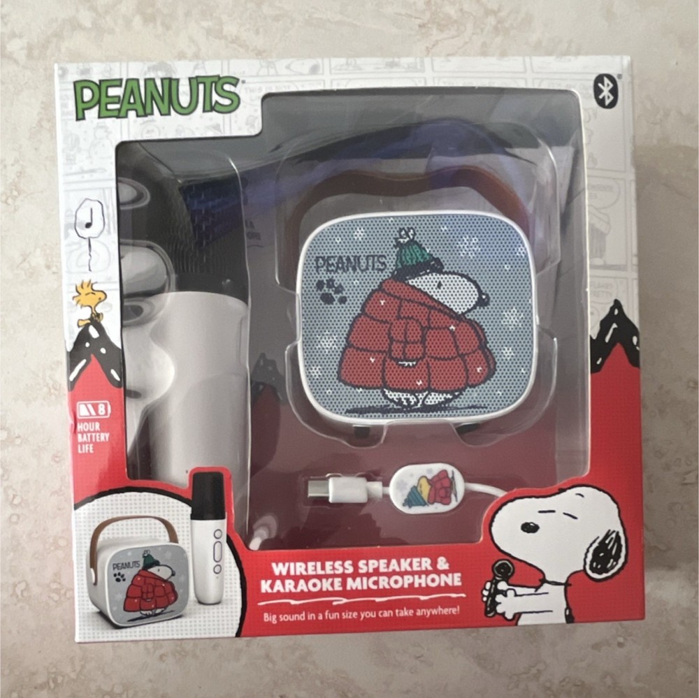 Peanuts Wireless Karaoke Microphone Speaker Bluetooth Snoopy Design White Red