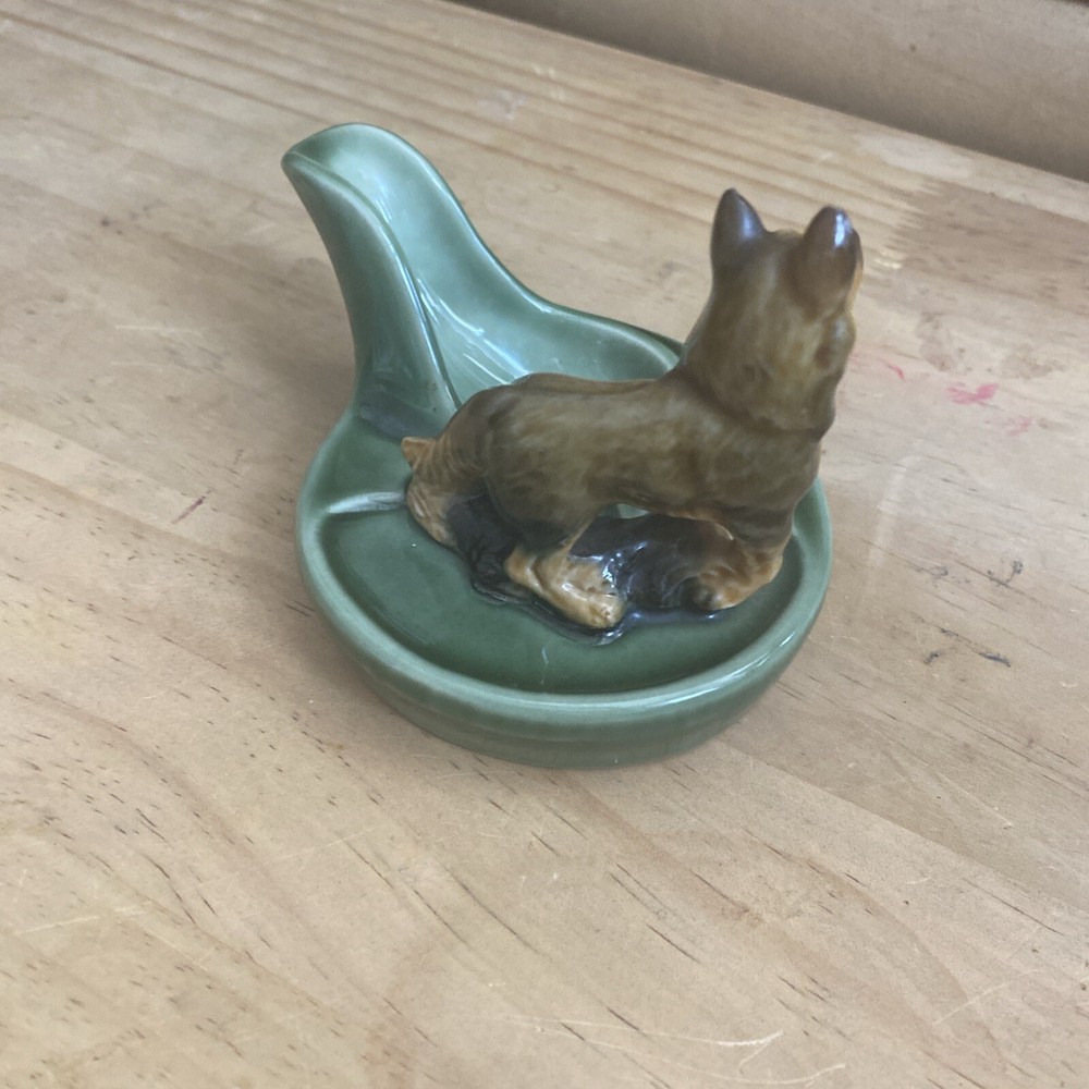 Wade Pipe Stand/Spoon Rest German Shepard
