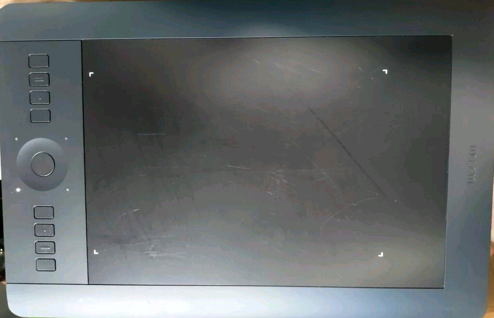WACOM INTUOS Pro Medium Tablet ONLY Model PTH-651 Tested Working