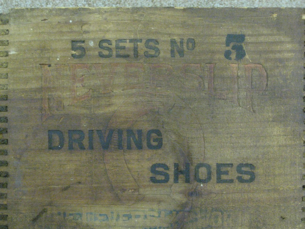Neverslip Driving Shoes Box (150)