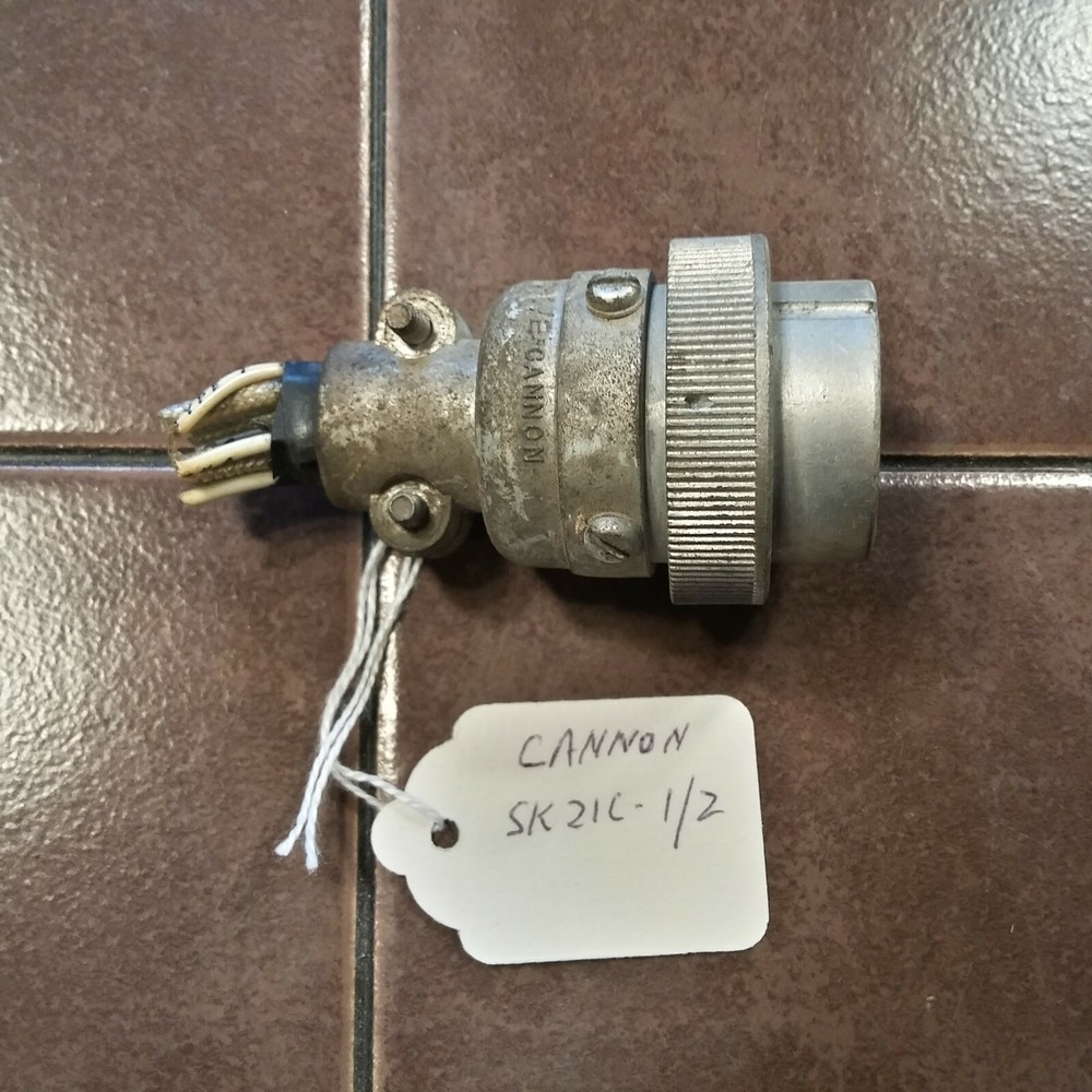 ITT Cannon SK21C-1/2 Connector
