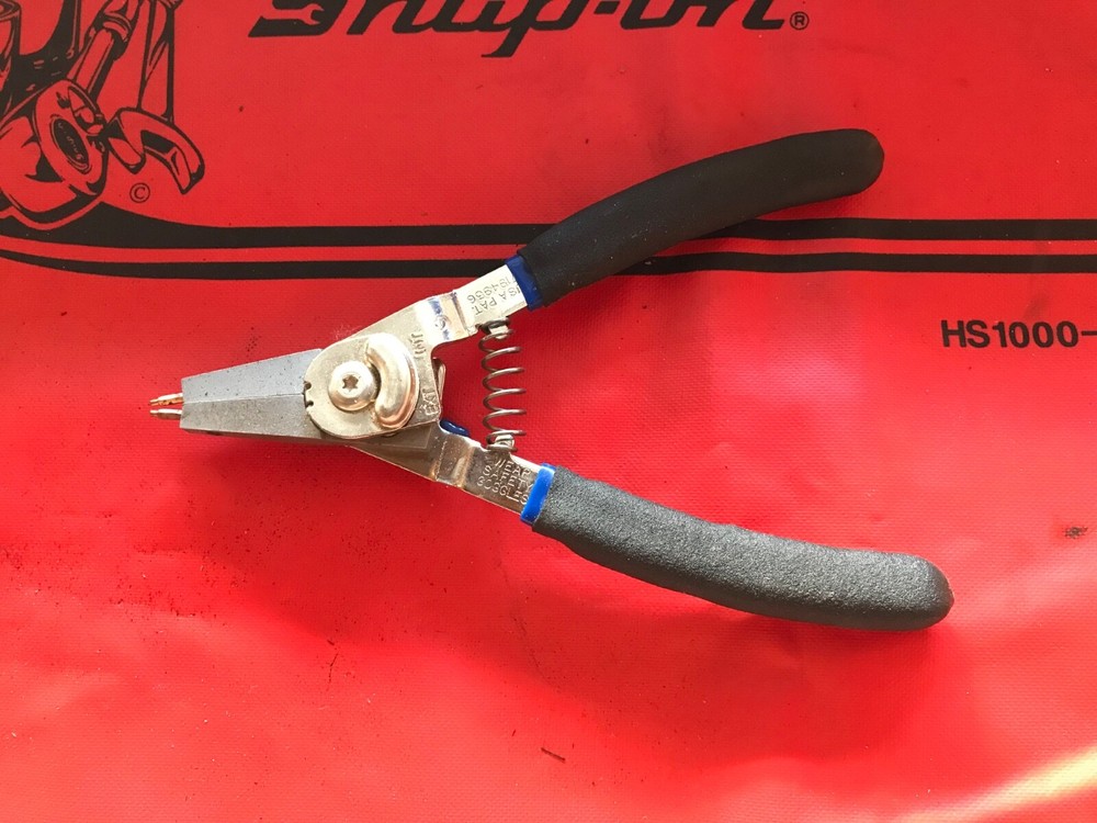 Blue-point Internal & External Convertible Retaining Ring Pliers PRH57A