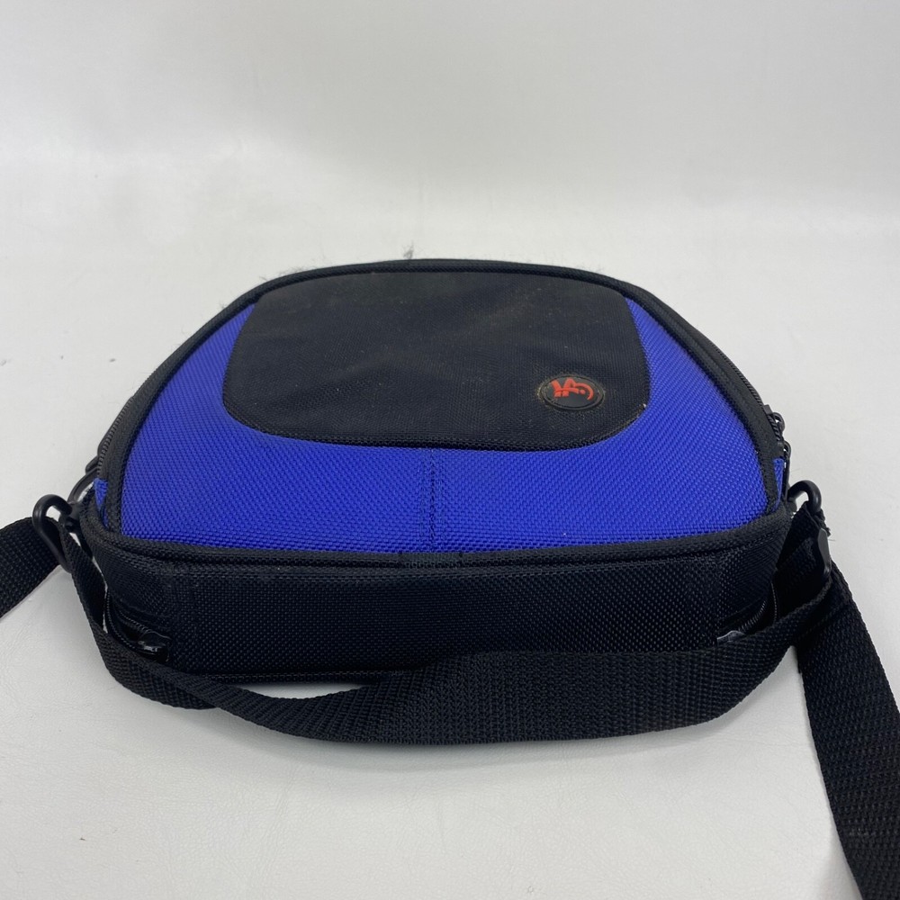 Handheld gaming molded carrying case
