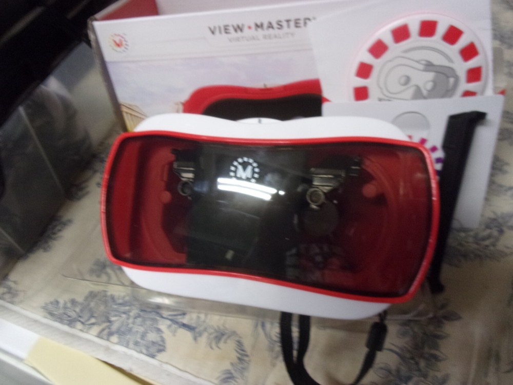 View Master Brand Virtual Reality Starter Pack New in Box