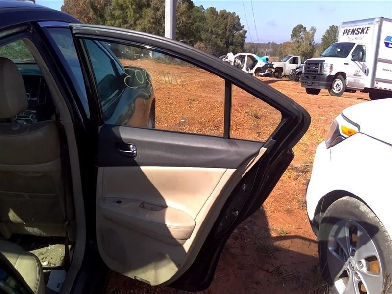 MAXIMA 2013 High Mounted Stop Light 1037485181