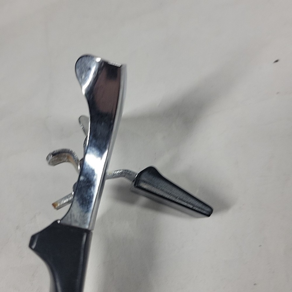 CorningWare Petite Lever Lock On Handle