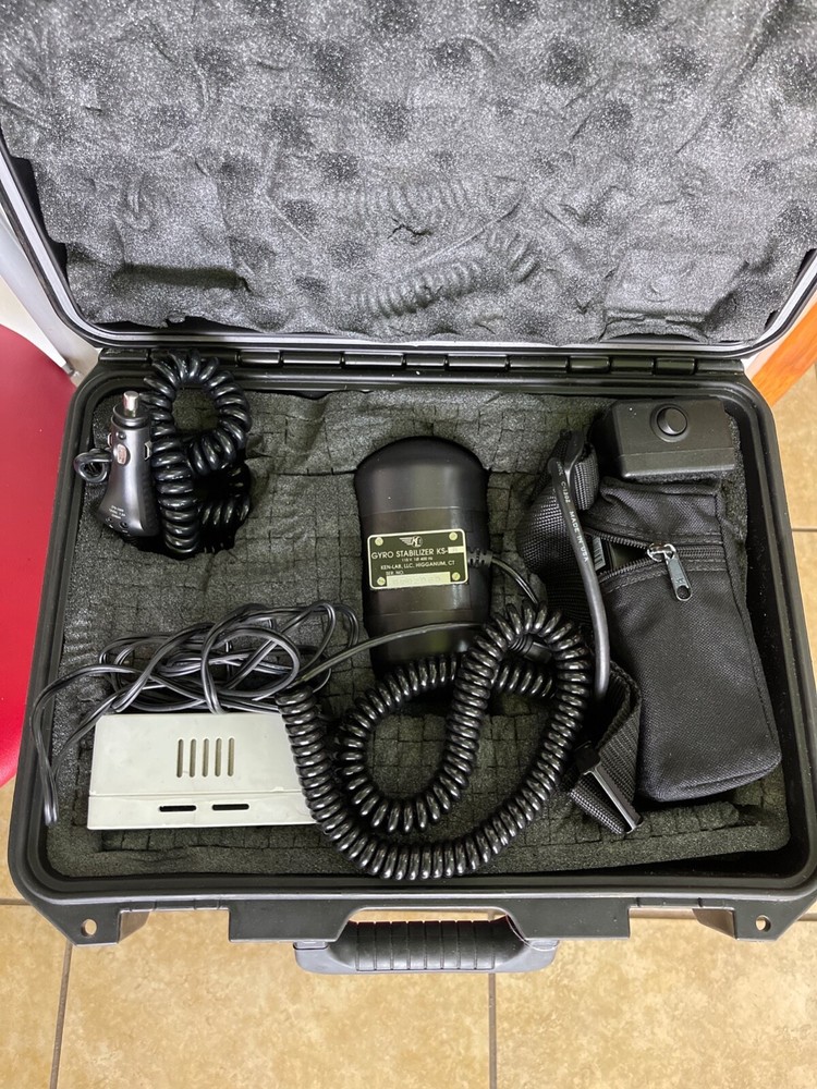 Kenyon KS-8 Gyro Stabilizer Package with case included. 