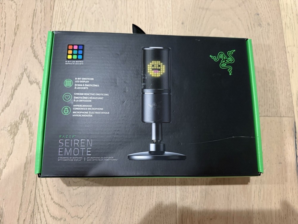 Razer Seiren Emote Streaming Microphone (Black)