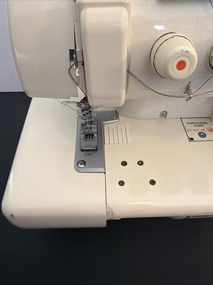 baby lock cover stitch machine BLCS ex-demonstration model