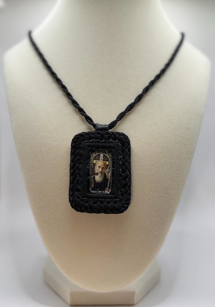 Scapular/Escapulario de San Benito 100% Piel