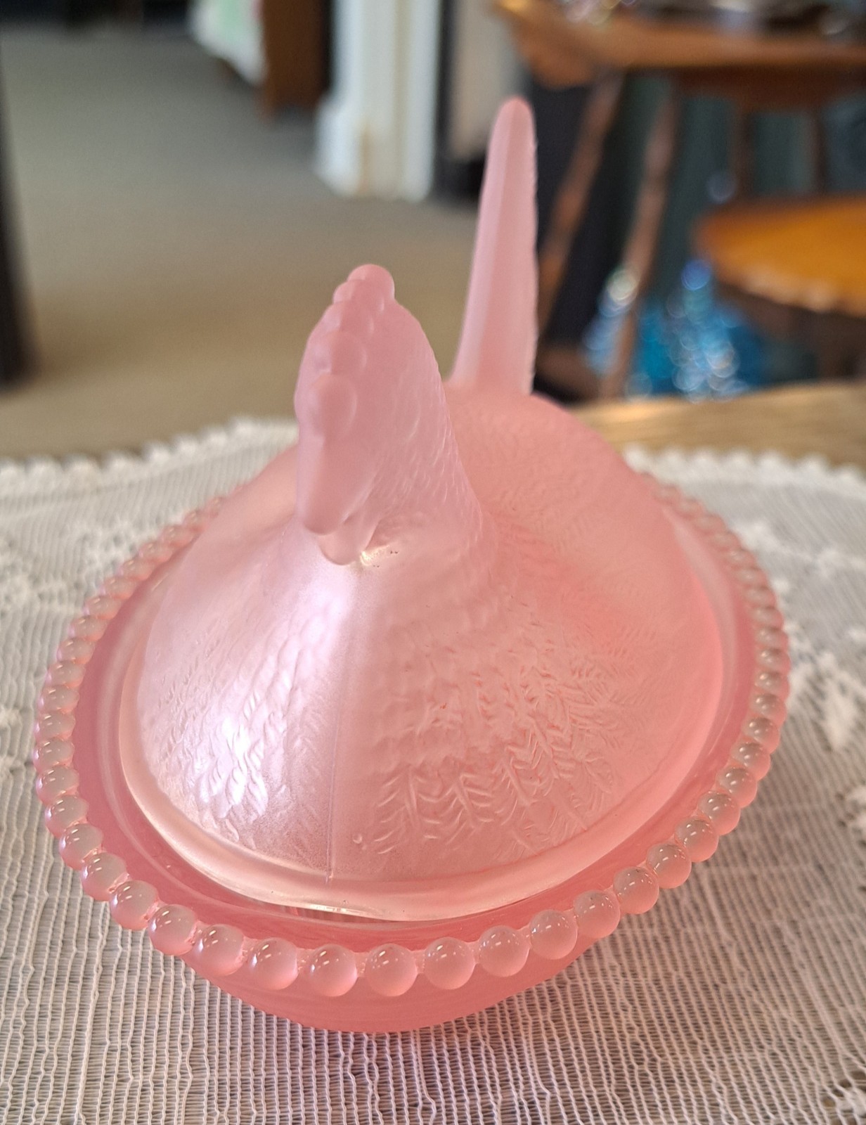 Set Of 6 Hen On Nest, COMPLETE SET OF SATIN ROSE'S CLOSET