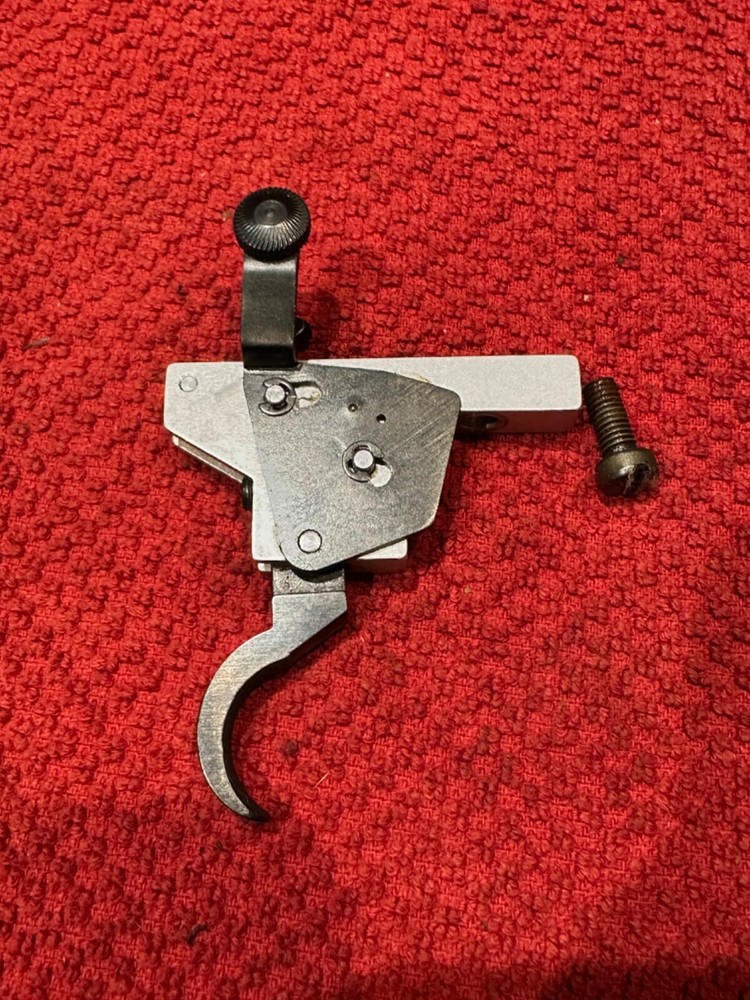 Knight lk-93, LK- ll Trigger Group. . With Screw. MUZZLELOADER