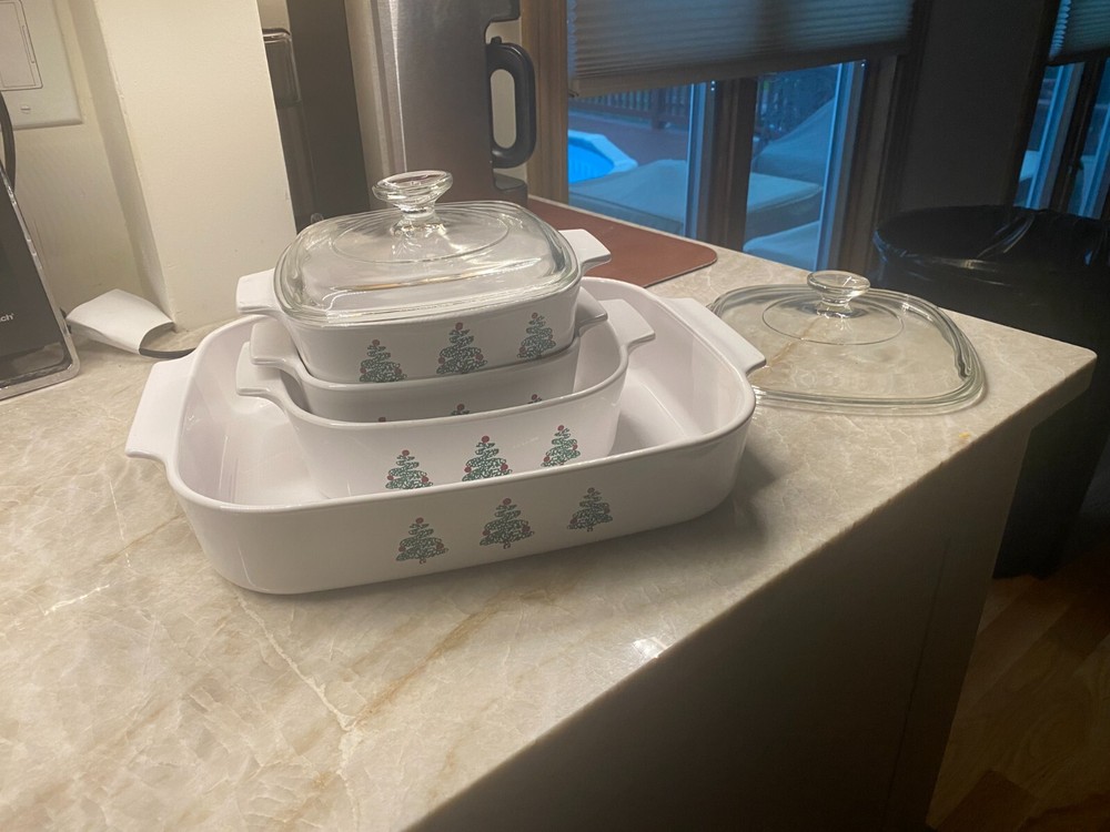 Vintage Corning Ware Christmas Tree Set