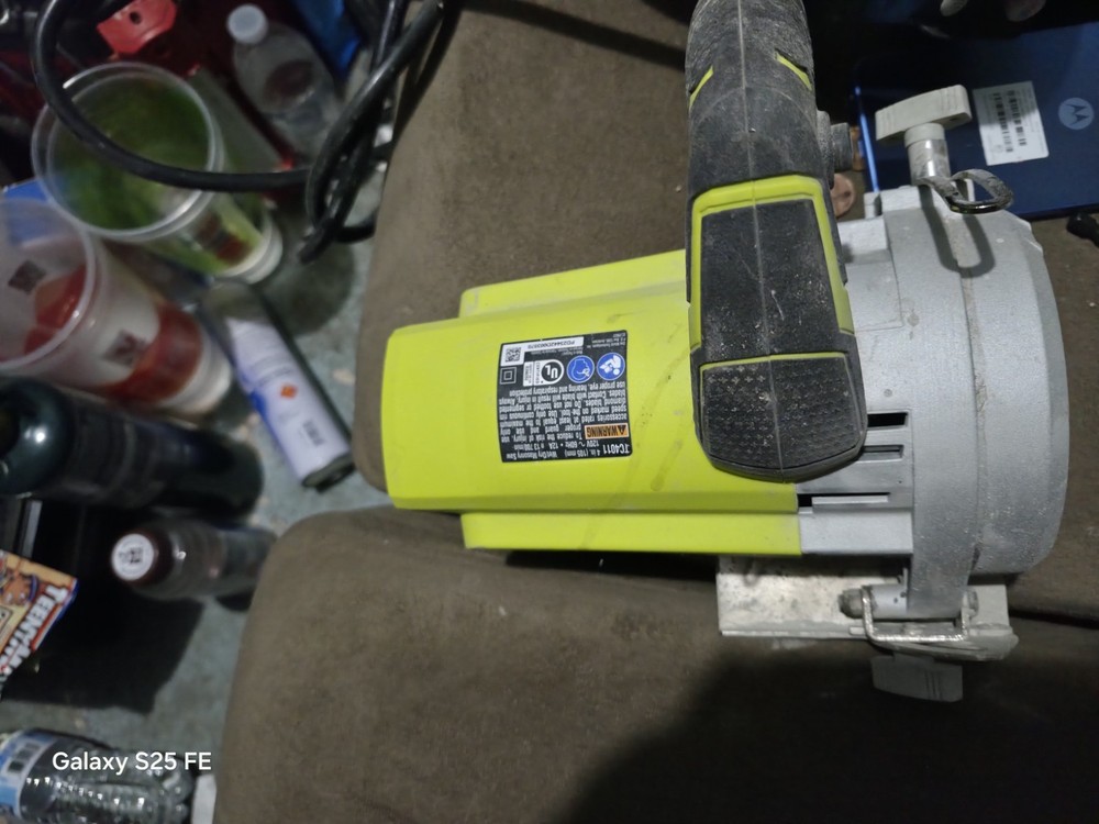 Ryobi TC401 4" Hand Held Tile Saw Used