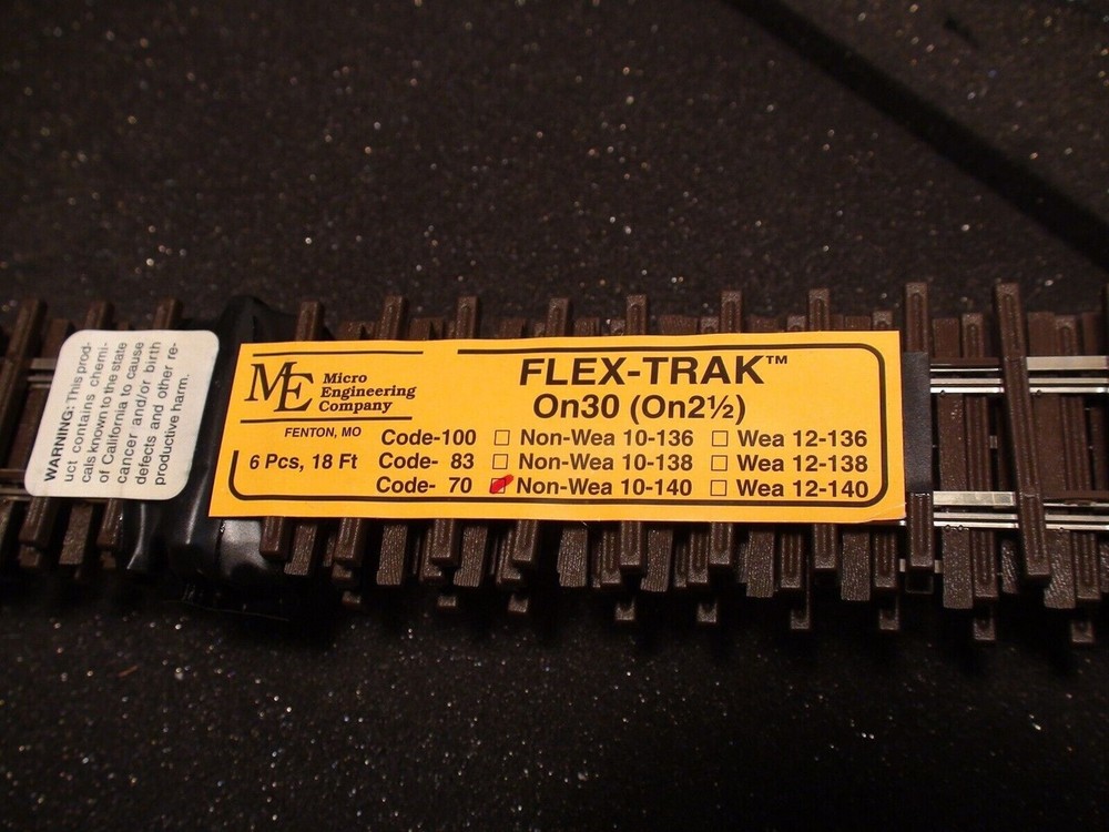 Micro Engineering ~ On30 Scale ~ Flex Track ~ 36" ~ Code 70 ~ 1 Piece ~ 10-140