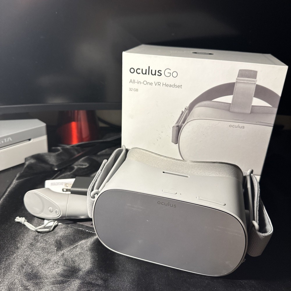 Oculus Go 32GB Open Box Working