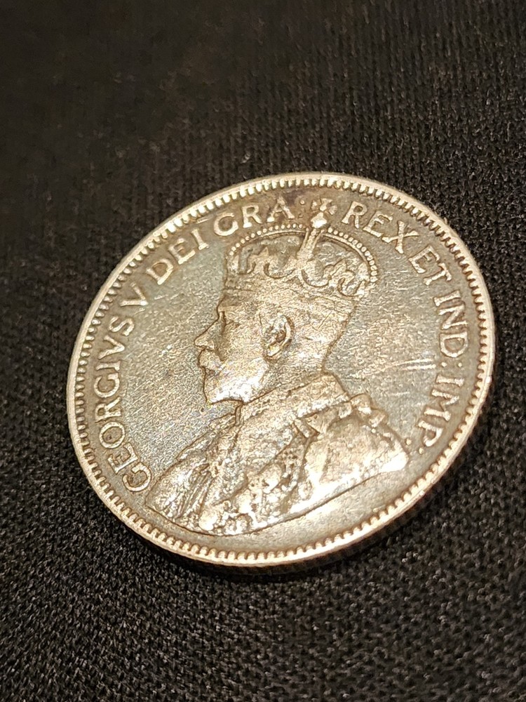 1914 Canada 25 Cents Silver Coin