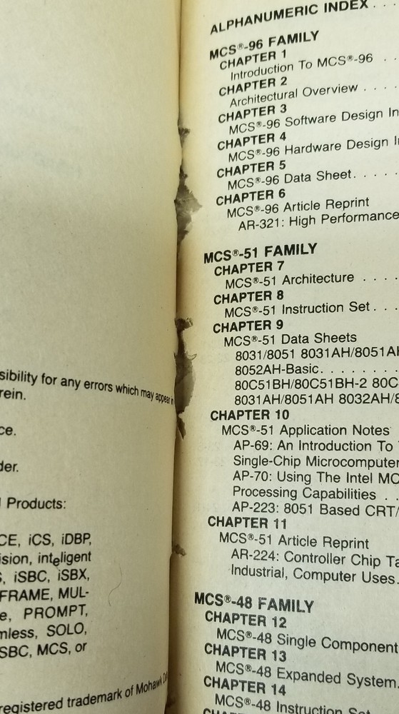 Original Intel Microcontroller Handbook 1985 ISBN 0-917017-15-3 reference book
