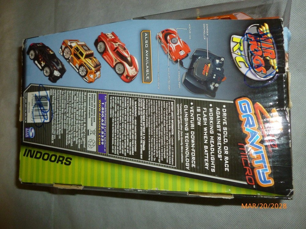 NEW AIR-HOGS ZERO GRAVITY MICRO RC CAR Orange