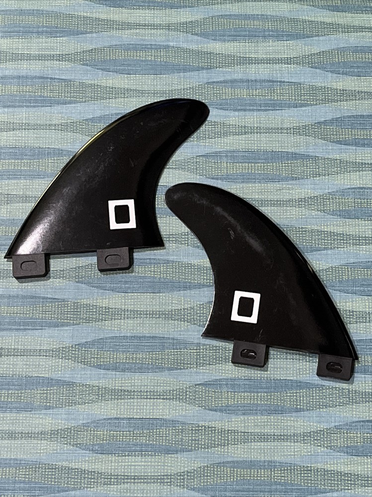 Canvas surfboards Black Sides 2Fin Set