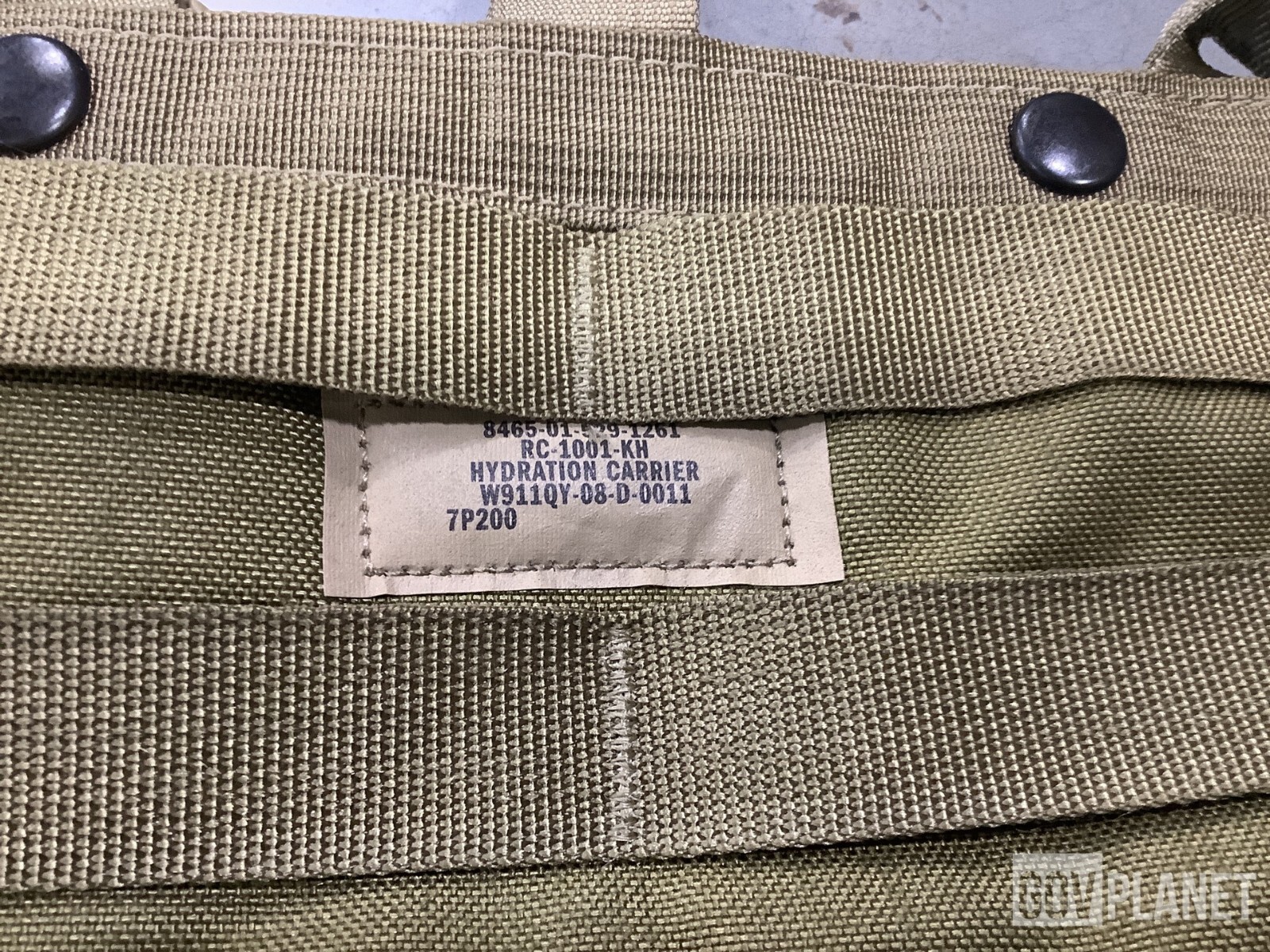 Eagle Industries Hydration Carrier, Insulated 100 oz Pouch Khaki, MOLLE, SFLCS