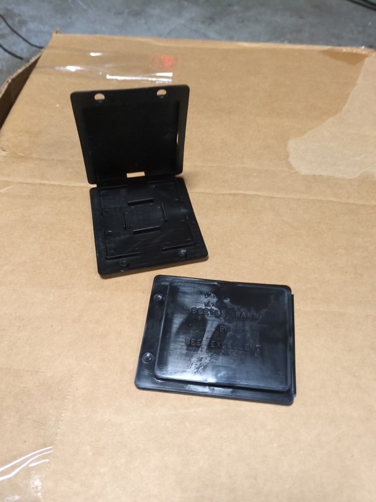 10x Honey Bee Beetle Barn SHB Trap