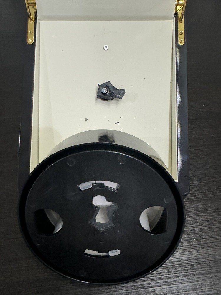 2 Grids Watch Winder DAMAGED !