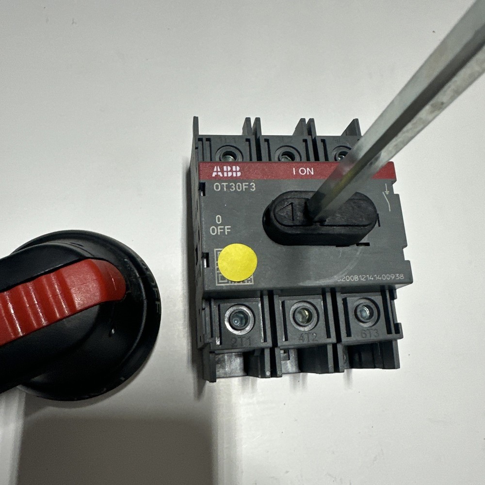 ABB OT30F3 Disconnect / Service Switch