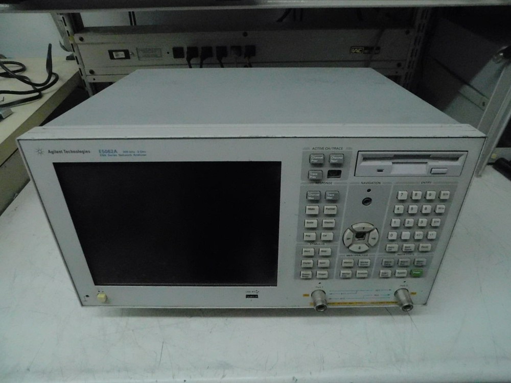 AGILENT E5062A NETWORK ANALYZER 300 KHZ-3 GHZ OP 015 275 M7574
