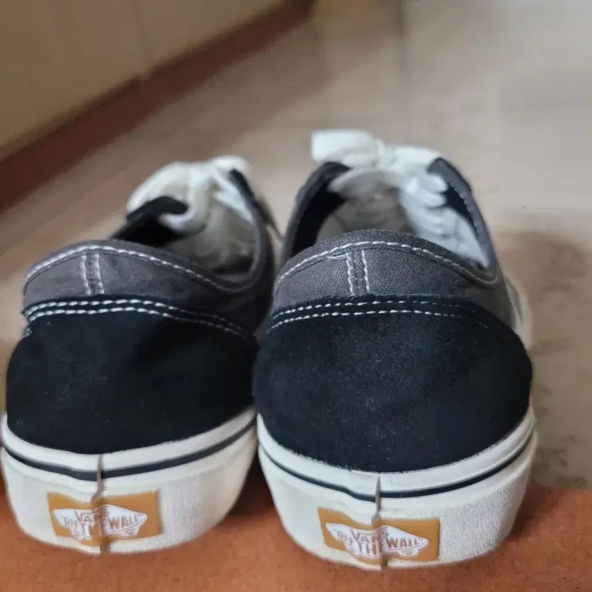 Vans 270 Sneakers Dark Tone Official