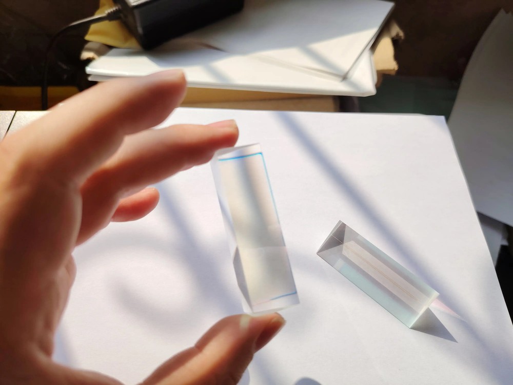 2PCS 18x18x65mm Triangular Prism Optical Studnt Physics Experiment Teaching Tool
