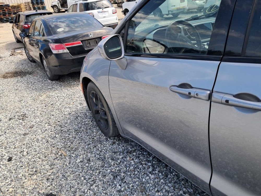 PACIFICA 2018 Glove Box 4781603