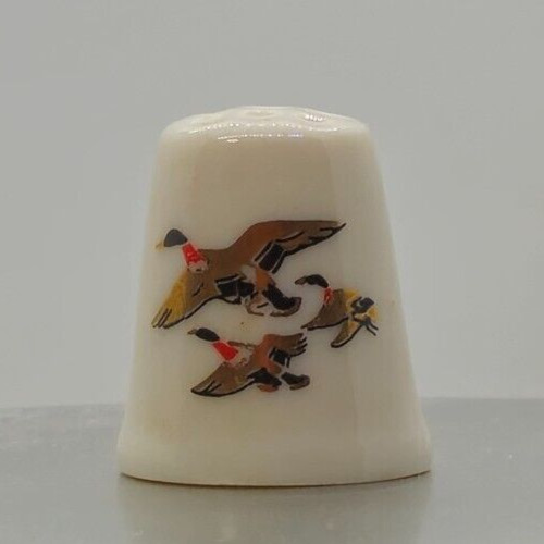 Porcelain Thimble - 3 Ducks