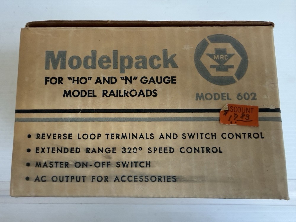 MRC 602 ModelPack HO & N Gauge Throttle Power Pack w/ Reverse Loop Control USED